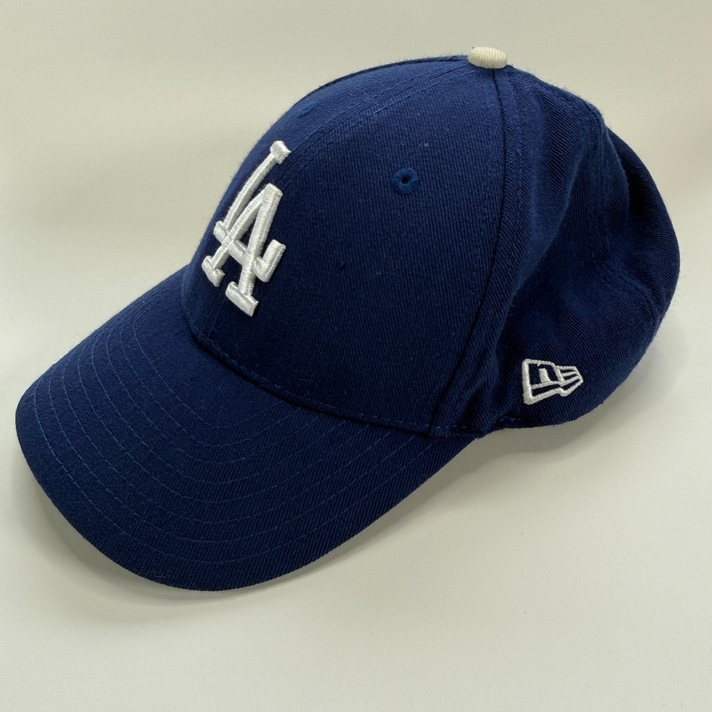 New Era Los Angeles Dodgers Hat Adjustable OSFA Cast & Crew Logo on Back Blue‎